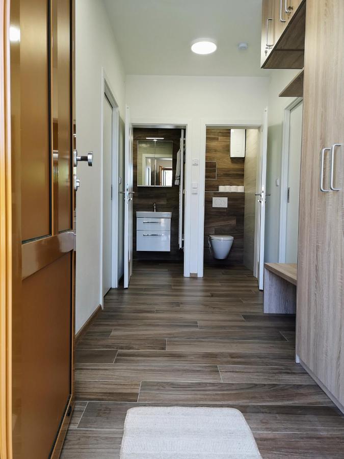 U Kralika, Apartman E, 50M Od Lanovky A Bobove Drahy, Parkovani Zdarma โดลนี โมราวา ภายนอก รูปภาพ
