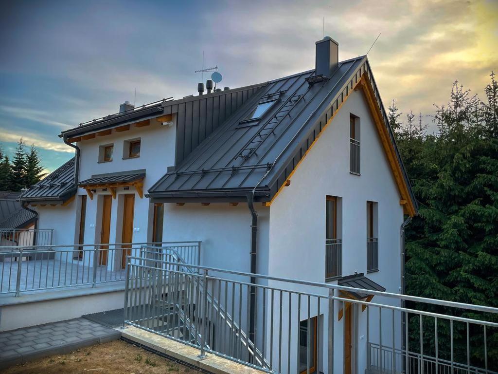 U Kralika, Apartman E, 50M Od Lanovky A Bobove Drahy, Parkovani Zdarma โดลนี โมราวา ภายนอก รูปภาพ